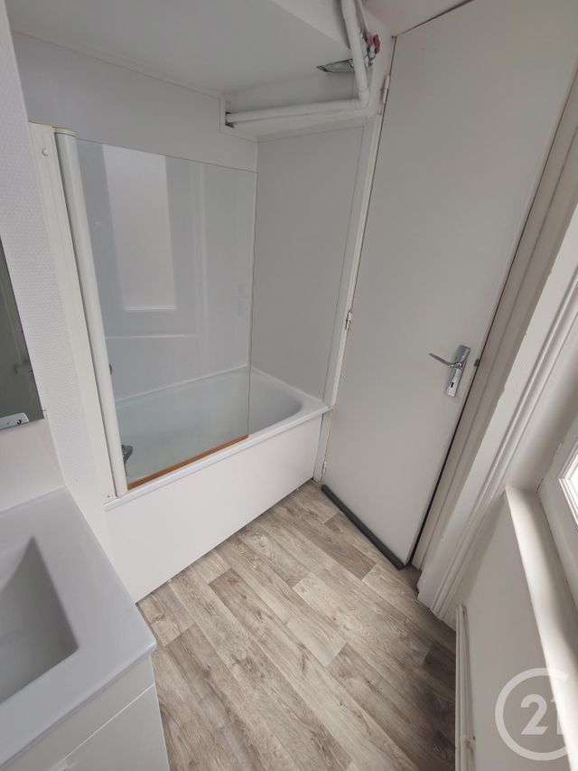 Appartement Studio &agrave; louer - 1 pi&egrave;ce - 19,51 m2 - Fecamp - 76 - HAUTE-NORMANDIE