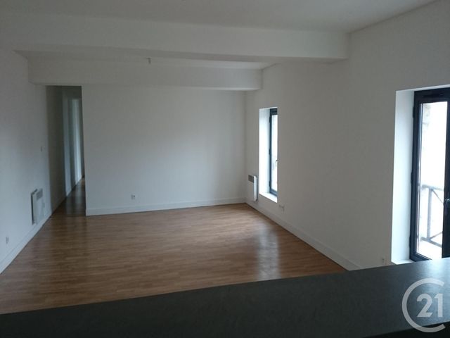 Appartement &agrave; louer - 4 pi&egrave;ces - 102,48 m2 - Fecamp - 76 - HAUTE-NORMANDIE