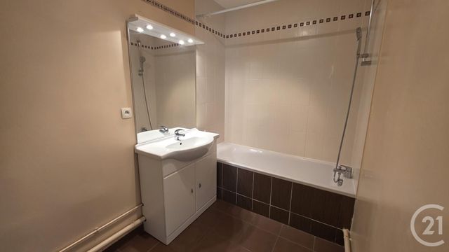Appartement F2 &agrave; louer - 2 pi&egrave;ces - 48,87 m2 - Fecamp - 76 - HAUTE-NORMANDIE