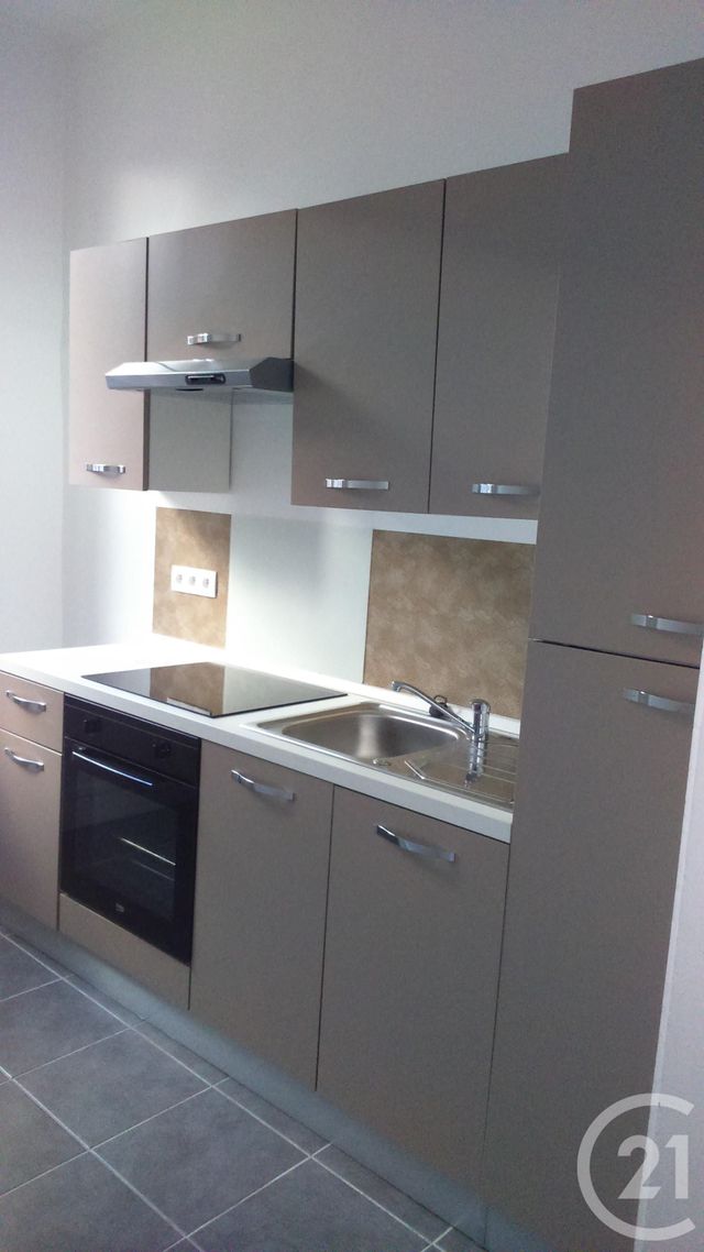 Appartement &agrave; louer - 2 pi&egrave;ces - 48,40 m2 - Fecamp - 76 - HAUTE-NORMANDIE