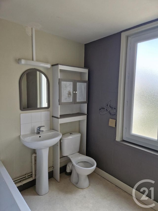 Maison &agrave; louer - 5 pi&egrave;ces - 85,97 m2 - Fecamp - 76 - HAUTE-NORMANDIE