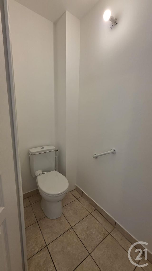 Appartement &agrave; louer - 2 pi&egrave;ces - 47,82 m2 - Fecamp - 76 - HAUTE-NORMANDIE