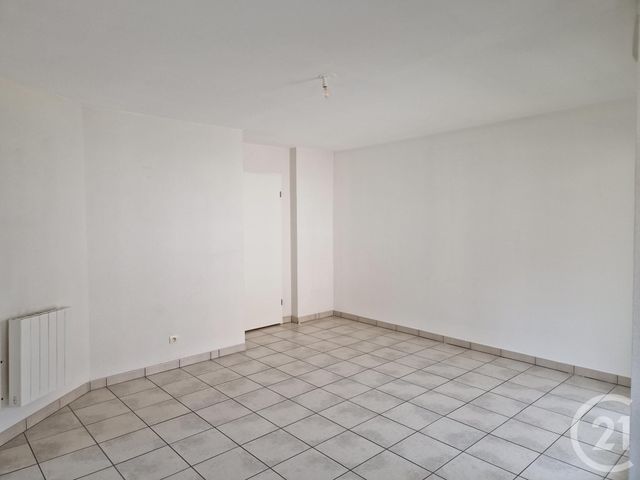 Appartement &agrave; louer - 2 pi&egrave;ces - 55,24 m2 - Fecamp - 76 - HAUTE-NORMANDIE