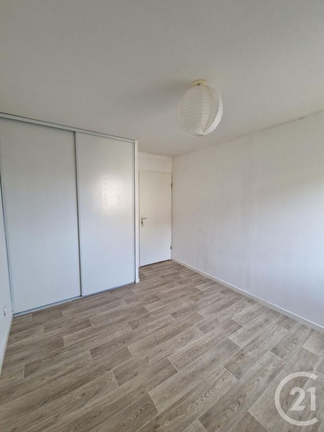 Appartement &agrave; louer - 2 pi&egrave;ces - 55,24 m2 - Fecamp - 76 - HAUTE-NORMANDIE