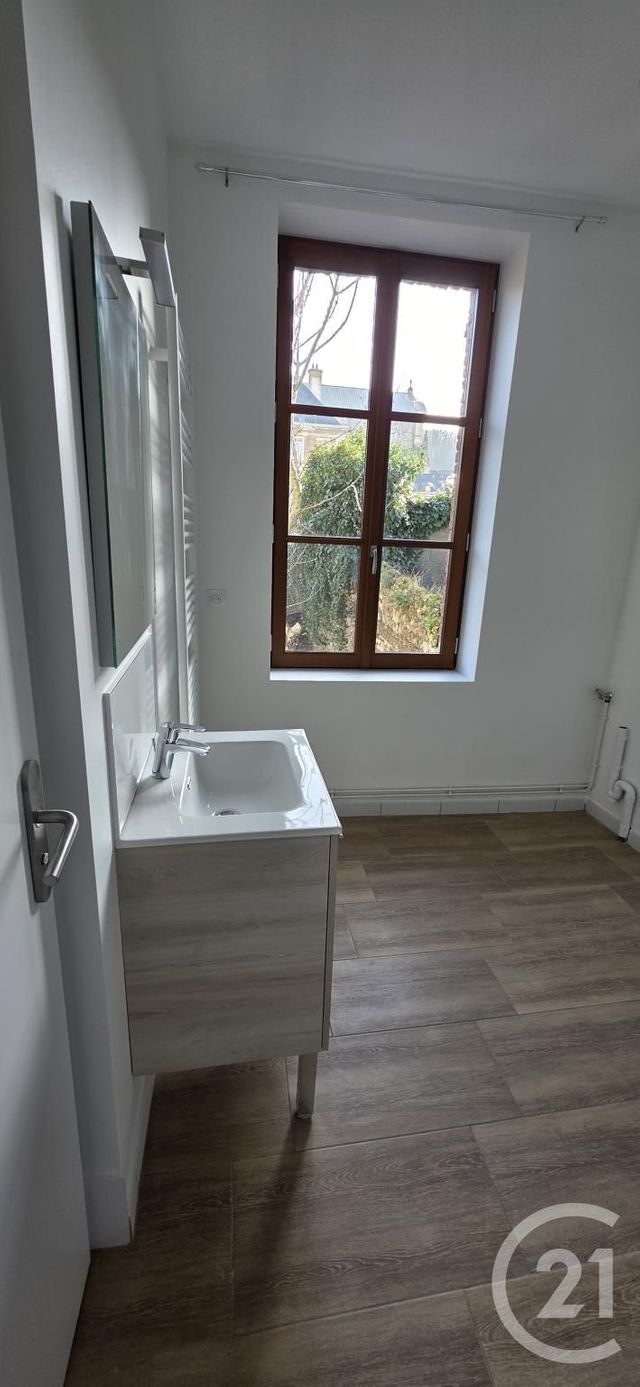 Appartement F4 &agrave; louer - 4 pi&egrave;ces - 80,91 m2 - Fecamp - 76 - HAUTE-NORMANDIE