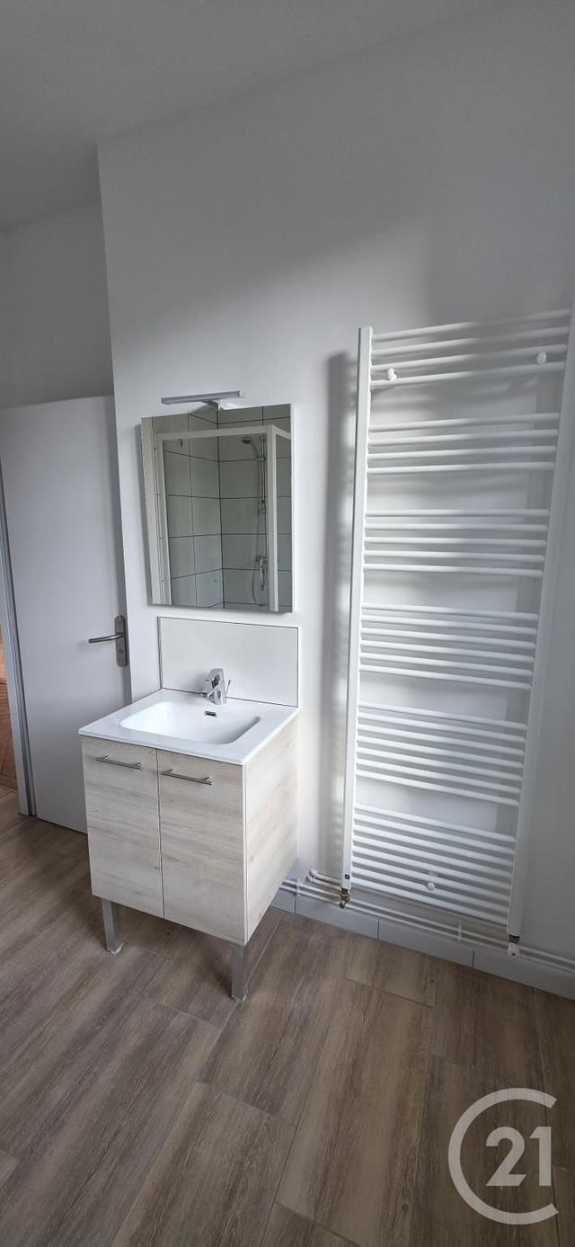 Appartement F4 &agrave; louer - 4 pi&egrave;ces - 80,91 m2 - Fecamp - 76 - HAUTE-NORMANDIE