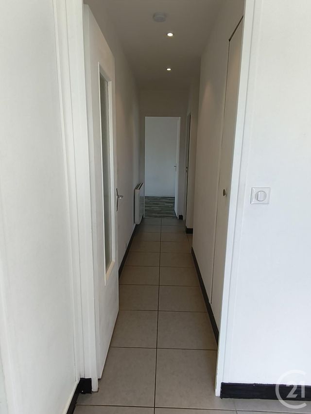 Maison &agrave; louer - 3 pi&egrave;ces - 85 m2 - St Pierre En Port - 76 - HAUTE-NORMANDIE