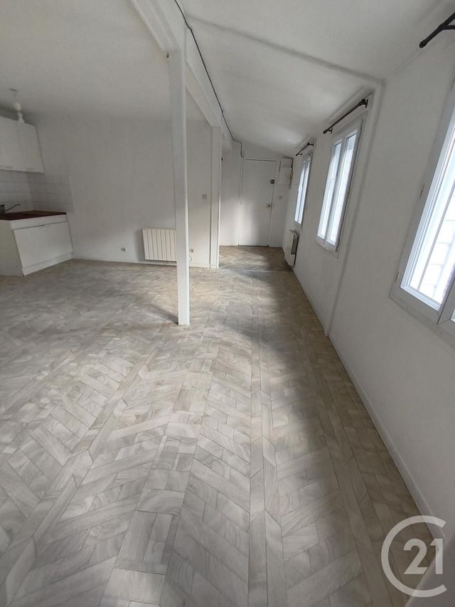 Appartement à louer VALMONT